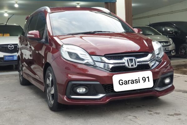 Honda Mobilio RS AT