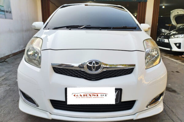 Yaris S limited AT