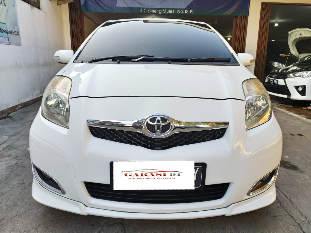 Yaris S limited AT
