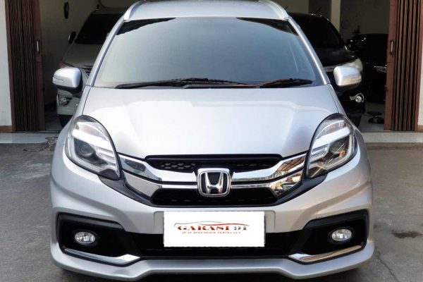 Mobilio RS AT