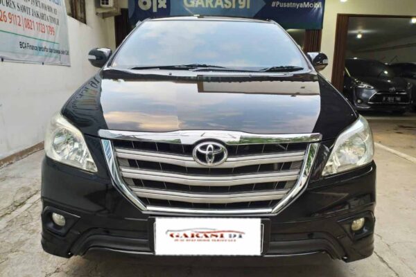 Grand Innova G lux 2.0 AT