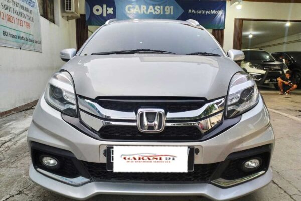 Mobilio RS AT