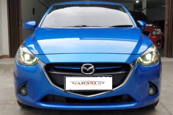 Mazda 2 R AT