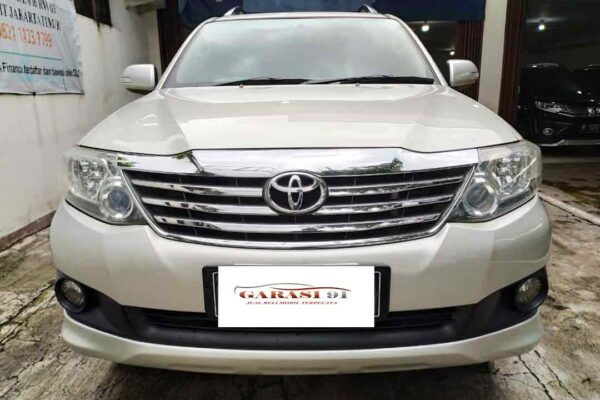Fortuner G diesel 2.5 AT
