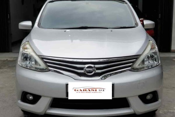 GRAND LIVINA XV AT