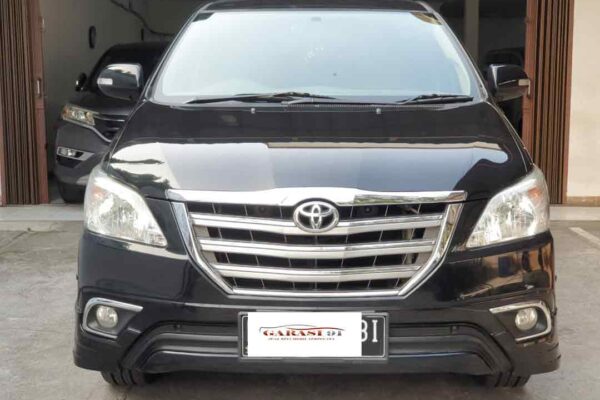 INNOVA V LUX AT