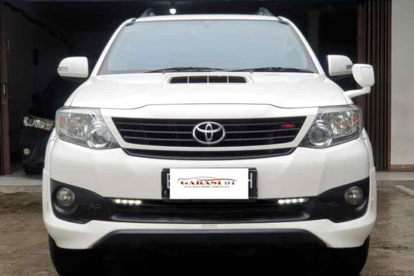 FORTUNER VNR TRD AT
