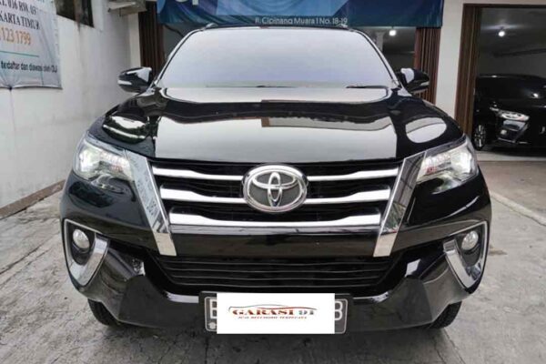 Fortuner VRZ 4x2 AT Diesel