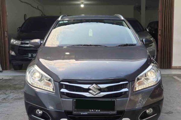 SUZUKI S CROOS AT