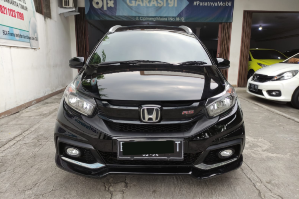 Mobilio RS CVT AT