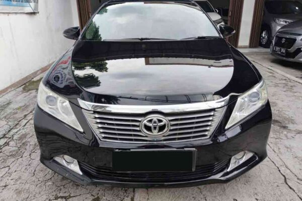 Camry V 2.4 AT