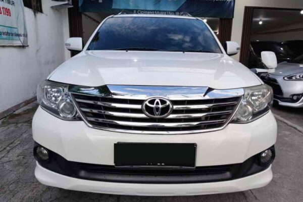Fortuner 2.7 G lux AT