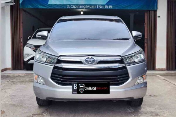 Innova V 2.4 AT