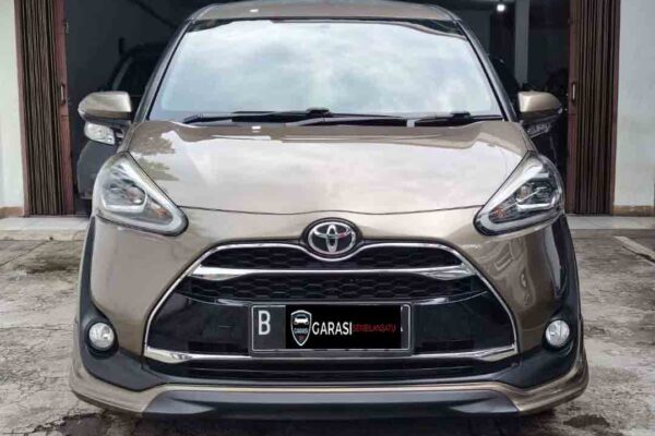 Sienta Q cvt at