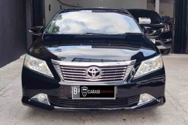 Camry V 2.5 AT
