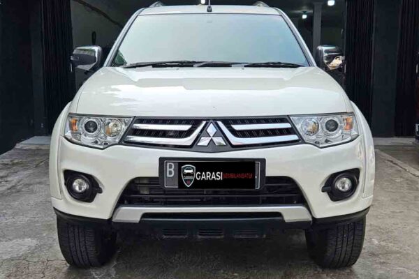 Pajero Exceed 4x2 AT