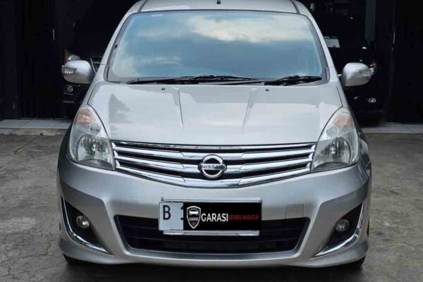 Grand livina Ult AT
