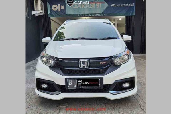 Mobilio Rs At