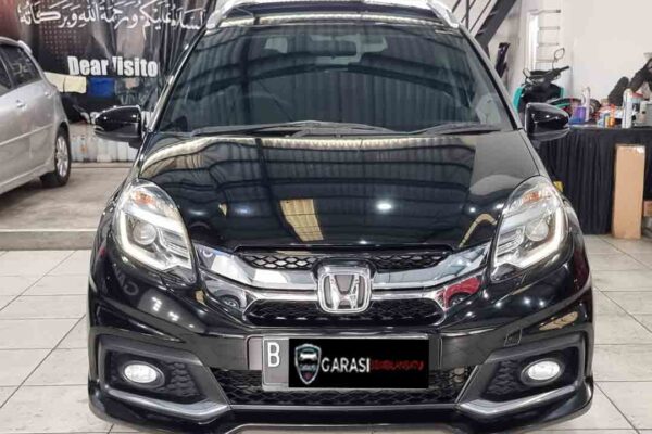 Mobilio RS AT