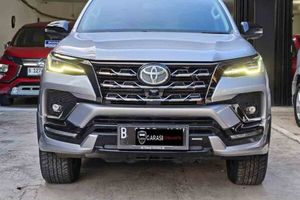 Fortuner GR 2.4 AT