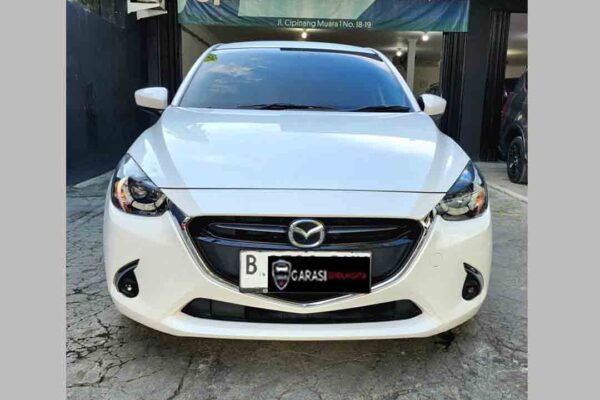 Mazda 2 R AT