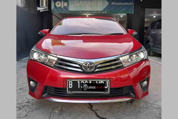 Corolla Altis V 1.8 At