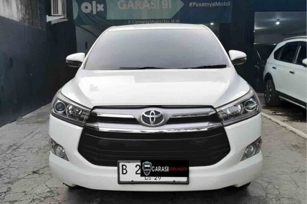 Innova V 2.4 Diesel AT
