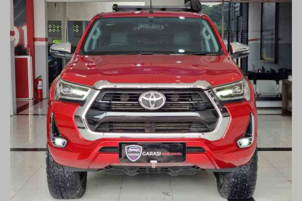 Hilux V Double Cabin 2.4 4x4 AT