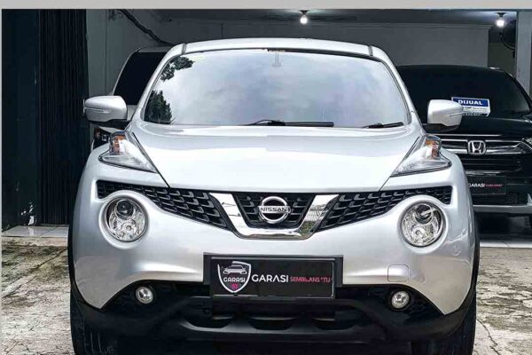Juke RX AT