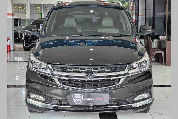 Cortez T Lux Sunroof AT