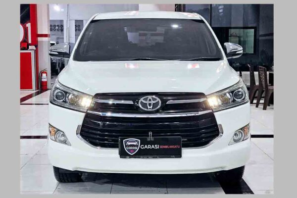 Innova Q Lux Diesel AT