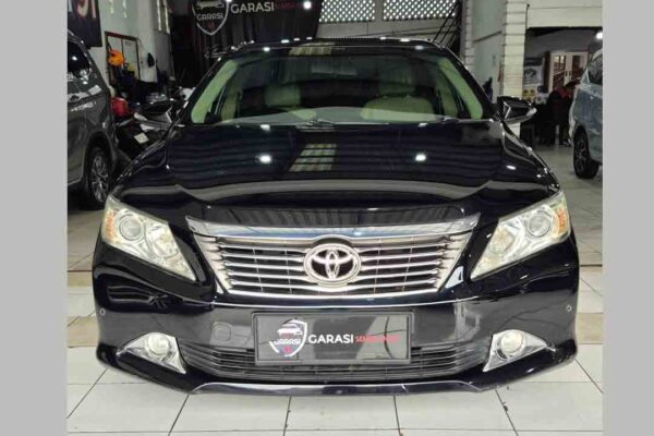 Camry V 2.5 AT