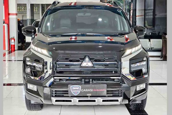 Xpander Croos CVT