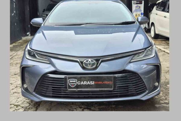 Corolla Altis V 1.8 AT