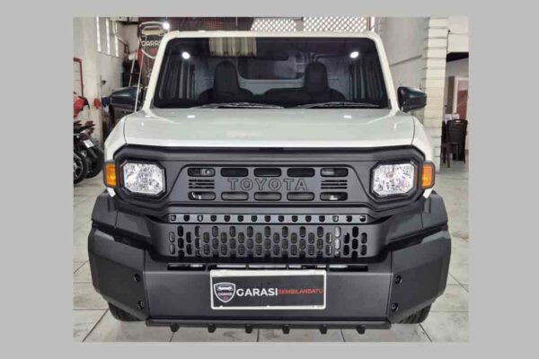 Hilux Rangga High 2.0 MT