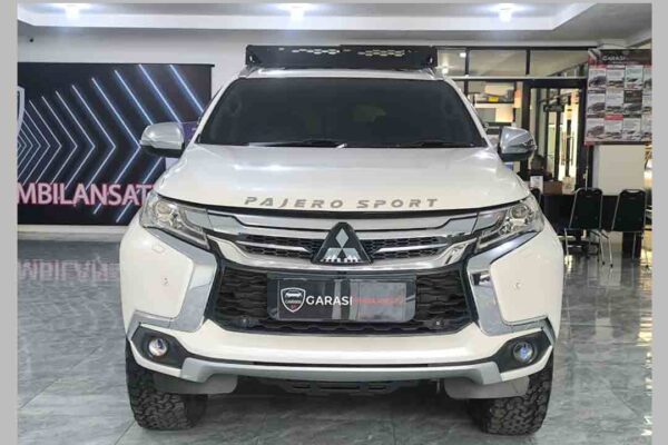 Pajero sport Dakar 4x4 AT
